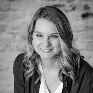 Meet your Posher, Alyssa